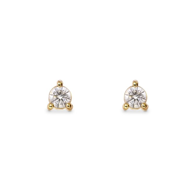 3 Prongs Classic Gold Stud Earrings with Solitaire Diamonds