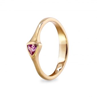 Gold Ring with Trillion Diamond Head