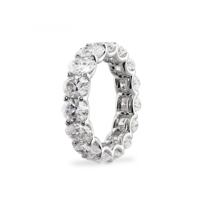 17 Oval Cut Diamonds Eternity Band Ring