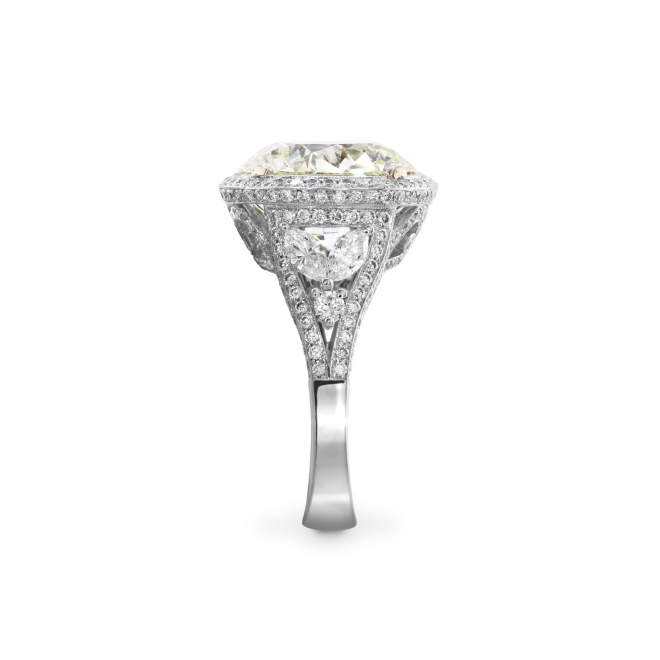 Flourish Round Brilliant Diamond Pave Setting Ring