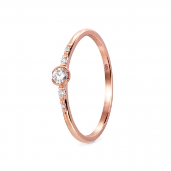 Engagement Ring with 5 Diamonds