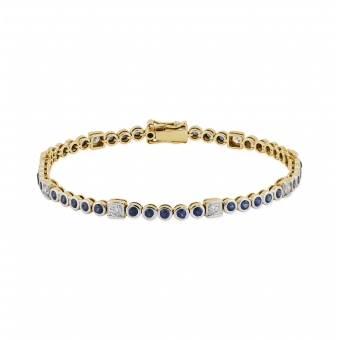 Eternity Diamonds Tennis Bracelet in Shape of Square and Round