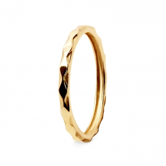 Diamond Shaped Pattern Gold Ring