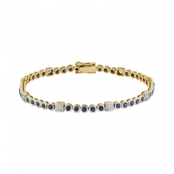 Eternity Diamonds Tennis Bracelet in Shape of Square and Round